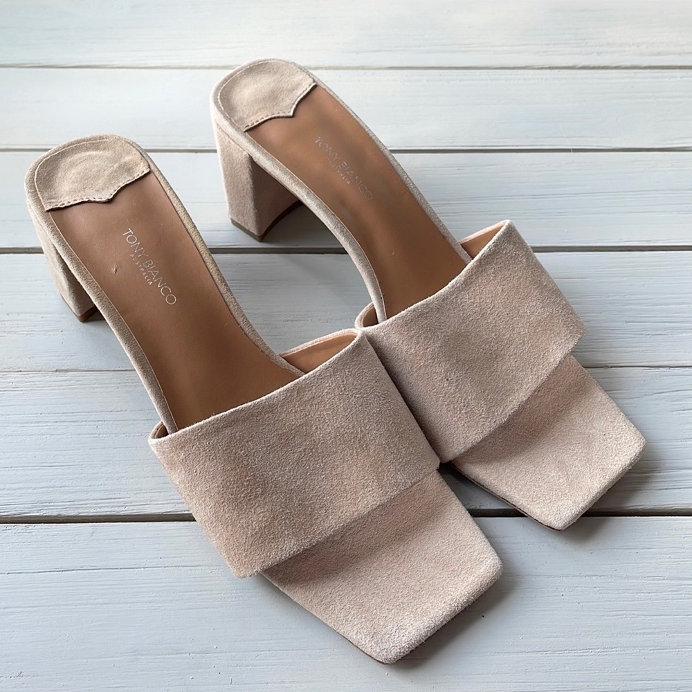 NEW Tony Bianco Australia Suede Storm Square Toe Block Heel size 9.5